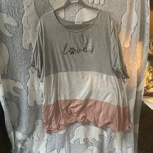 Maurices size 4 tee